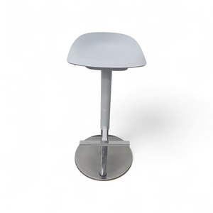 lot 65 image: Height Adjustable Stool