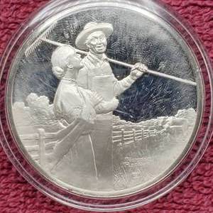 lot 49 image: 1974 Franklin Mint Sterling Silver Medallion--.88 toz Actual Silver Weight,in Airtite