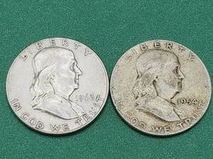 lot 70 image: 2 Franklin Half Dollars--90% Silver