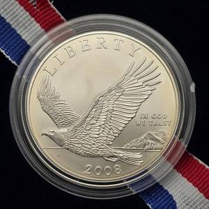 lot 118 image: 2008 Bald Eagle Commemorative Silver Coin - US Mint