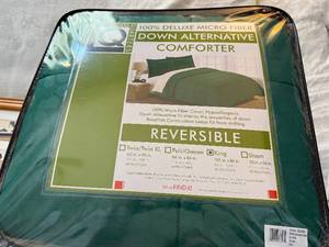 lot 50 image: Living Quarters Down Alternative Comforter - 100% Microfiber, Reversible - FullQueen