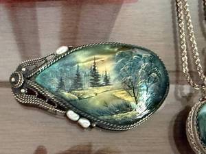 lot 70 image: Forest Landscape Pendant Necklace Set With Dual Cabochons On Silver-Tone Chain