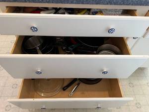 lot 349 image: Cookware Lot - Pots, Pans, Lids & Utensils