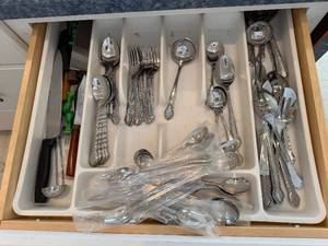 lot 350 image: Vintage Silverplate Flatware Set - Ornate Handles - Mixed Service Pieces