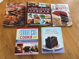 lot 356 image: Taste of Home Cookbook Collection (5 Books)