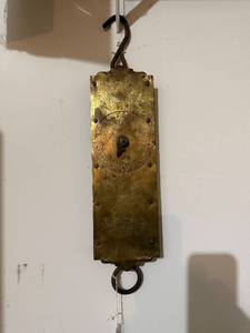 lot 422 image: CHATHLIONS MILK SCALE - Brass Vintage Dairy Dial Scale with Hanging Hook