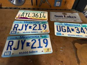lot 434 image: Arizona & Minnesota License Plate Lot (Lot of 5) - AYL3614, RJY-219 (2), UGA-341, Sun Lakes Sign