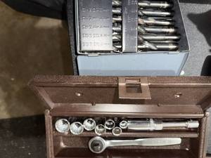lot 440 image: Drill Index Set with Drill Bits & Tap Chart - Blue Box (Made in USA)  Brown Socket Set