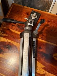 lot 471 image: SV Kendock 2000 GL3 Track Rail System - Dual Aluminum Rails