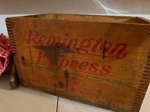 lot 514 image: Remington Express 12 GA Wooden Ammo Crate - Extra Long Range