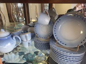 lot 116 image: B&G Copenhagen Denmark Blue Porcelain Tea Set with Cups, Saucers, Plates, and Teapot