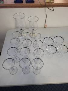 lot 132 image: Set of 14 Clear Glass Stemware with Silver Trim
