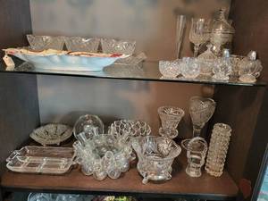 lot 173 image: Collection of Vintage Cut Glass and Crystal Tableware