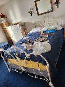 lot 200 image: Ornate White Metal Queen Bed Frame with Brass Accents