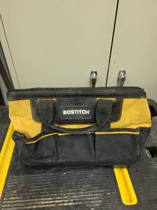 lot 261 image: Bostitch SB-1850BN 18GA Brad Nailer with Tool Bag