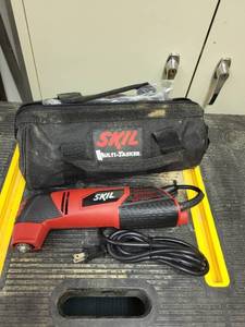 lot 269 image: Skil Multi-Tasker Oscillating Tool with Accessories and Case