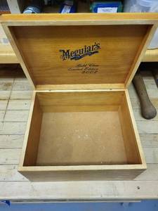 lot 282 image: Meguiars Gold Class Limited Edition 2002 Wooden Box