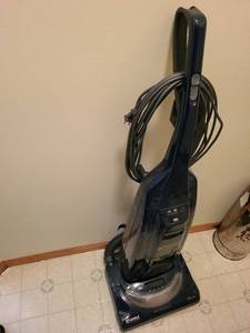 lot 378 image: Kenmore Upright Vacuum with HEPA Filter and Dirt Sensor