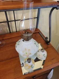lot 407 image: Vintage Frosted Glass Oil Lamp with Hand-Painted Florals and Shaker Set