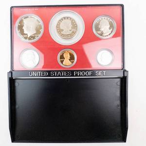 lot 83 image: 1979 Proof Set