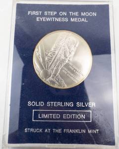 lot 142 image: Limited edition First Step on the Moon Eyewitness Medal .925  Franklin Mint 1969