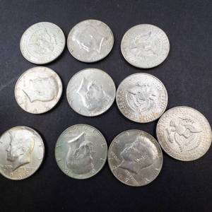 lot 261 image: 10) 40% silver Kennedy half dollars, Approx. 1.48 oz