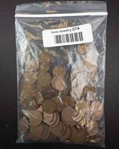 lot 374 image: Wheat Pennies - Lincoln Cent 1 lb Bag. CHECK DESCRIPTION
