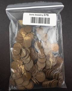 lot 376 image: Wheat Pennies - Lincoln Cent 1 lb Bag. CHECK DESCRIPTION