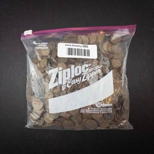 lot 385 image: Wheat Pennies - Lincoln Cent 1 lb Bag. CHECK DESCRIPTION