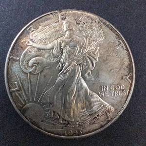 lot 66N image: 1993 Silver Eagle 1oz Fine Silver One Dollar Coin