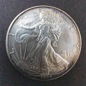 lot 66V image: 1994 Silver Eagle 1oz Fine Silver One Dollar Coin
