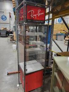 lot 5SK image: Glass Ray - Ban Display Case (600869)