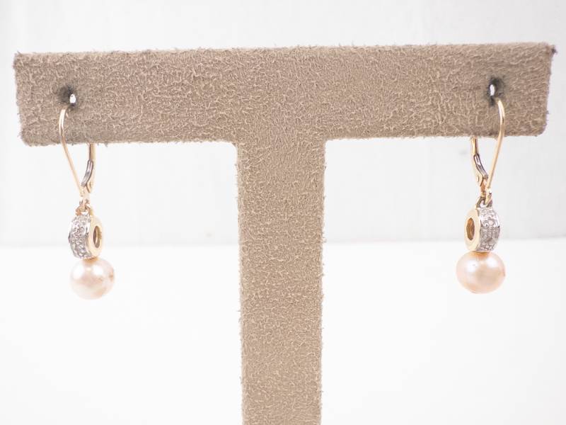 lot 7 image: 14K Gold Pearl & Diamond Dangle Earrings