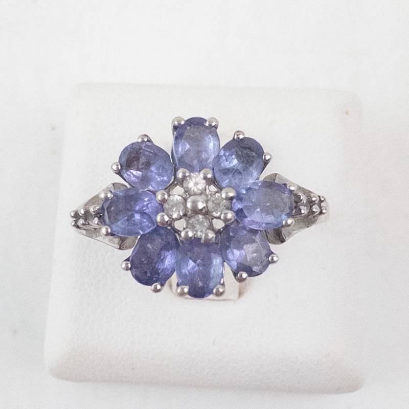 lot 26 image: Sterling Silver Tanzanite & Diamond Flower Ring
