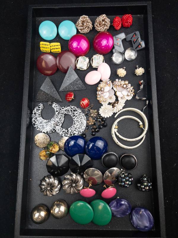 lot 30 image: Vintage-Inspired Bold Colorful Earrings - Clip-On & Pierced Assorted Costume Jewelry Lot