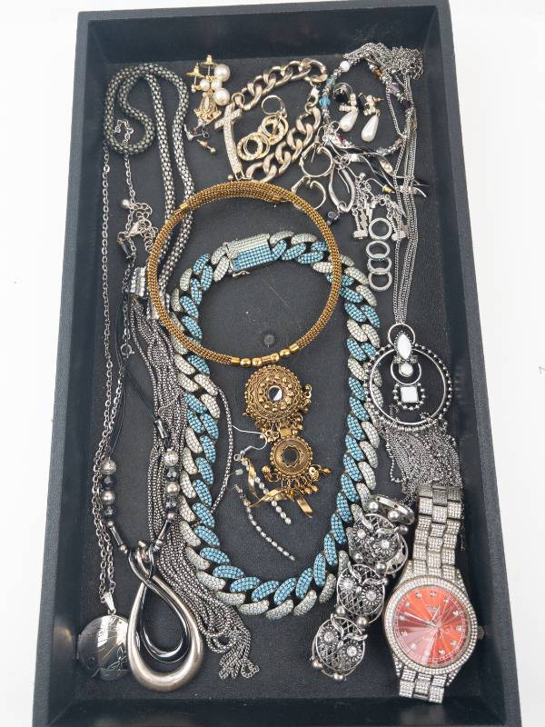 lot 92 image: Costume Jewelry Lot - Turquoise Chain, Cross Pendants, Pearl Drops, Pink Watch