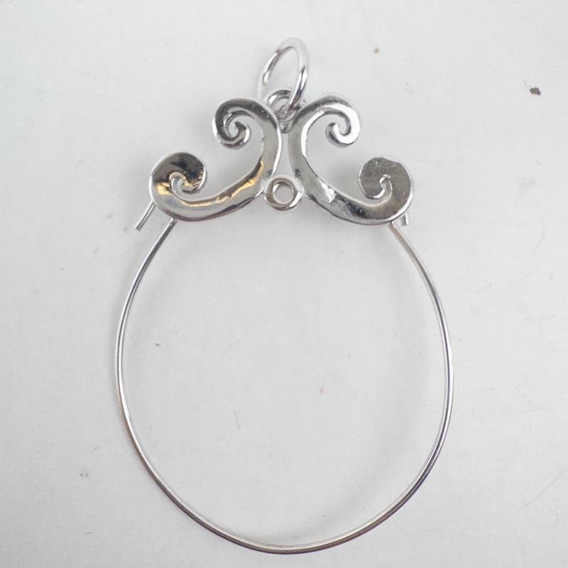 lot 172 image: Silver-Tone Filigree Crown Hoop Bracelet