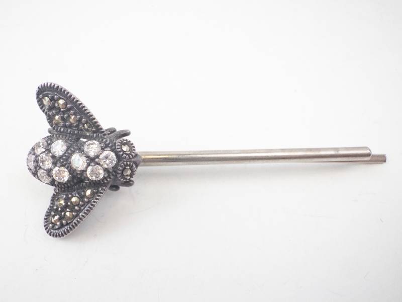 lot 190 image: Sterling Silver Bee Hair Pin- Crystal-Set Wings