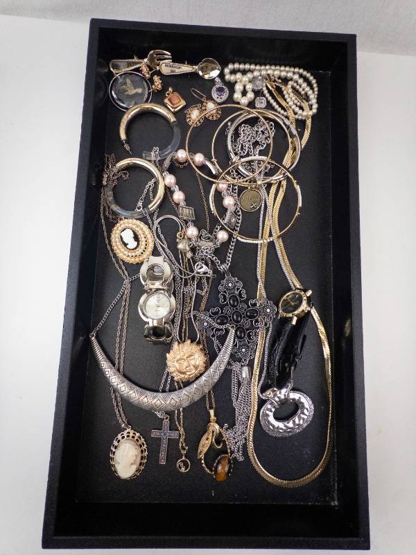 lot 75A image: Assorted Costume Jewelry Lot - Necklaces, Bracelets, Watches, Rings & Brooches