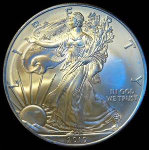 lot 16 image: Uncirculated 2010 1oz Silver Eagle