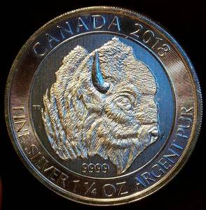 lot 18 image: BU 2018 8 Dollar 1.25oz Canada Buffalo 9999 Silver Round