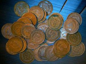 lot 77 image: (40) Common Date Circulated Indianhead Pennies