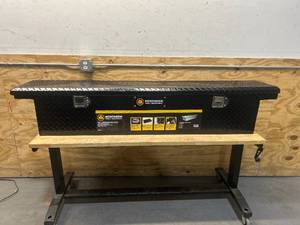 Northern Tool + Equipment Slim Low-Profile Crossover Truck Toolbox, 69in. x 12in. x 13in., Aluminum, Gloss Black, Paddle Latches MSRP $399.99