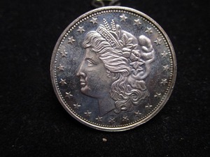 lot 22 image: Morgan Silver Round