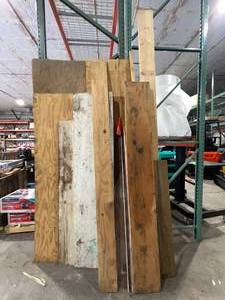 lot 10121 image: Assorted Lumber