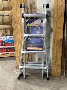 lot 10123 image: Louisville Multi Purpose Ladder 17