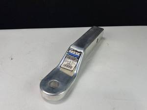 lot 10136 image: Reese 2 Ball Mount