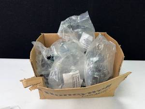 lot 10137 image: Box of Plastic Casters