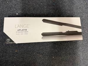 lot 145 image: LAnge Straightener - Black