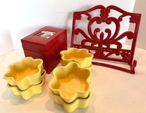 lot 35 image: Chantal Flower-Shaped Ramekins 6-Pack, Red Cookbook Stand & Recipe Box
